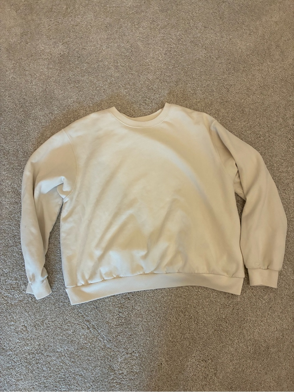 Hollister Oversized Crewneck Sweatshirt in Cream